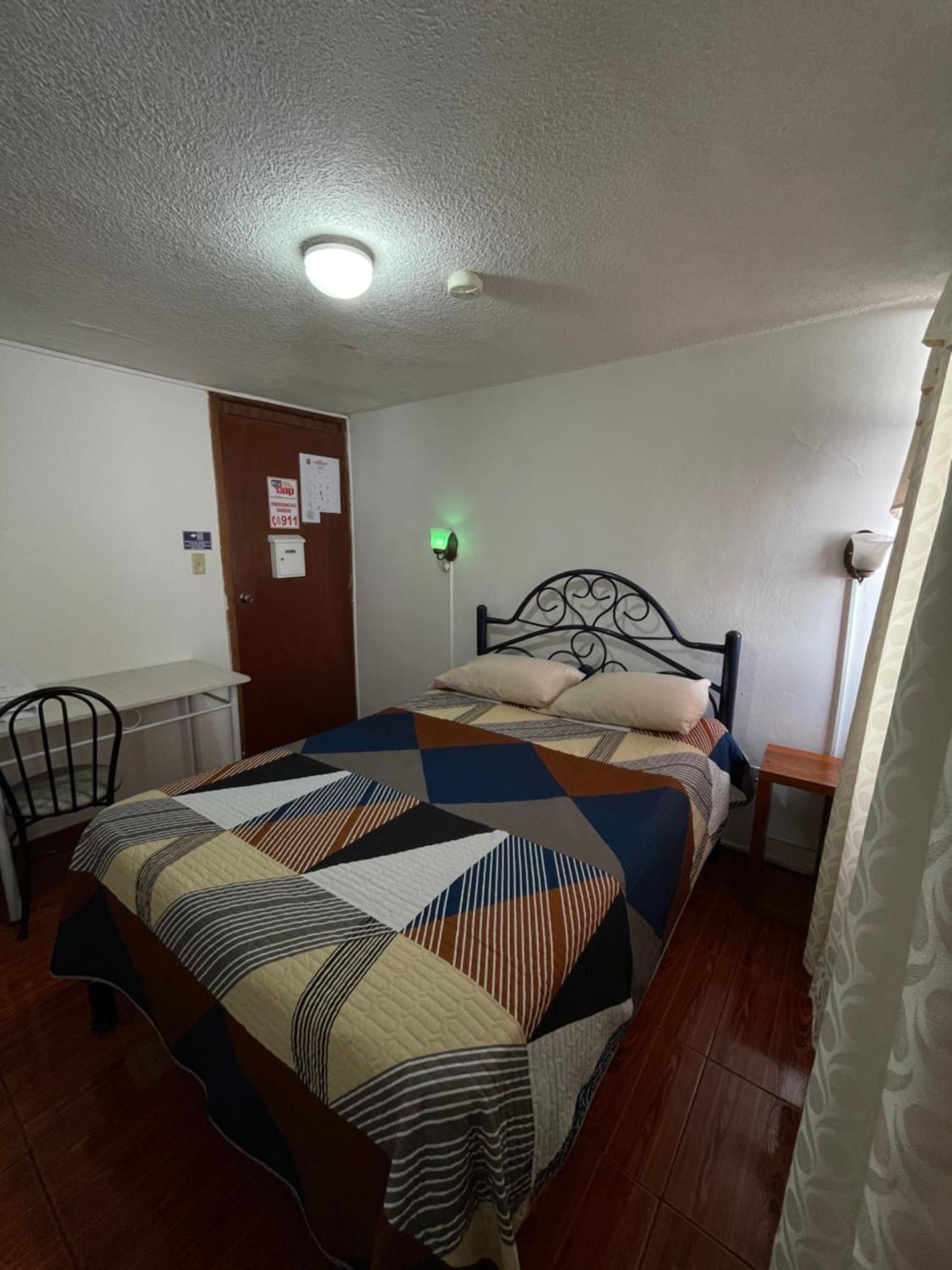 Hostal La Escondida De Quito Del Norte Extérieur photo