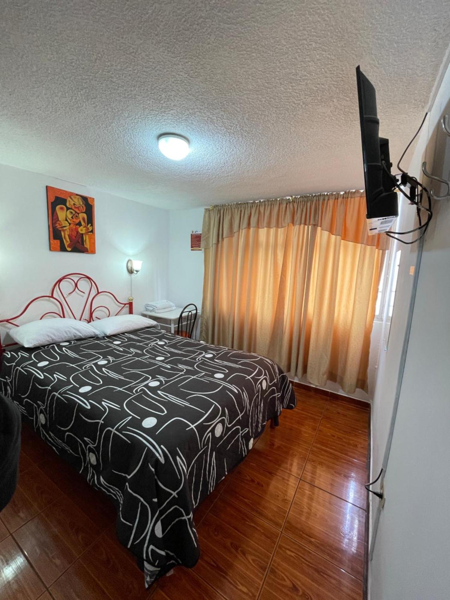 Hostal La Escondida De Quito Del Norte Extérieur photo